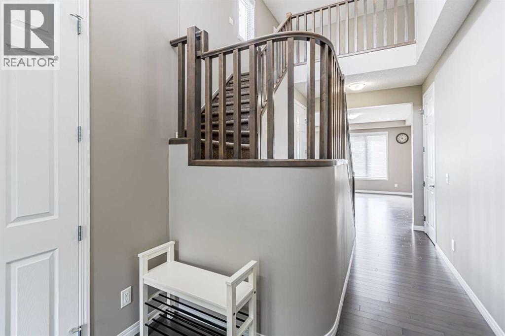Property at 92 windford Park SW image 4
