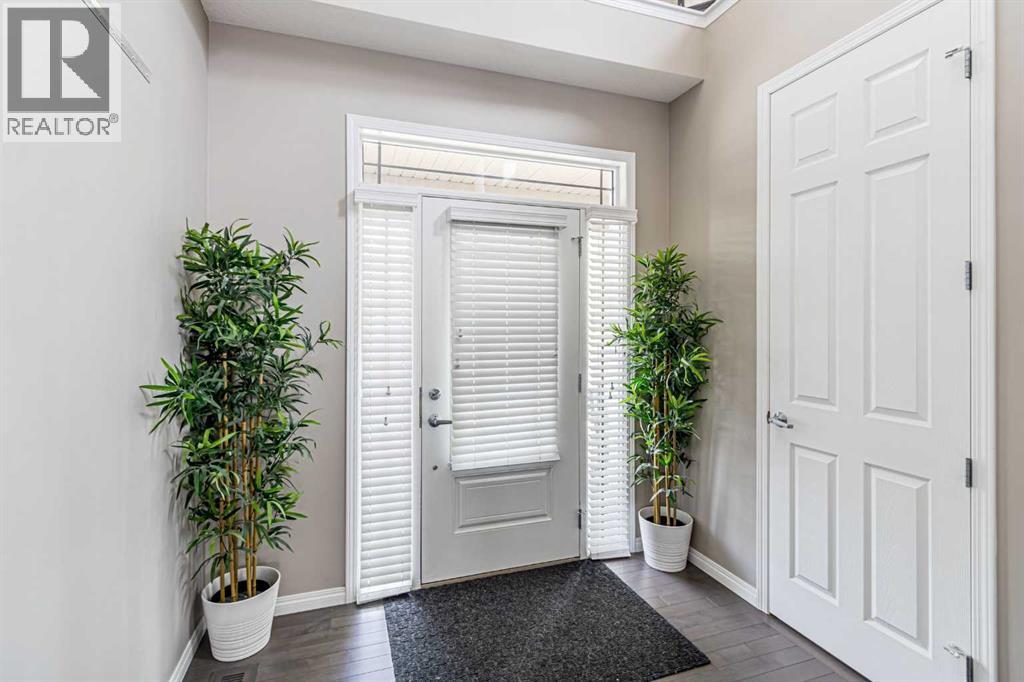 Property at 92 windford Park SW image 3