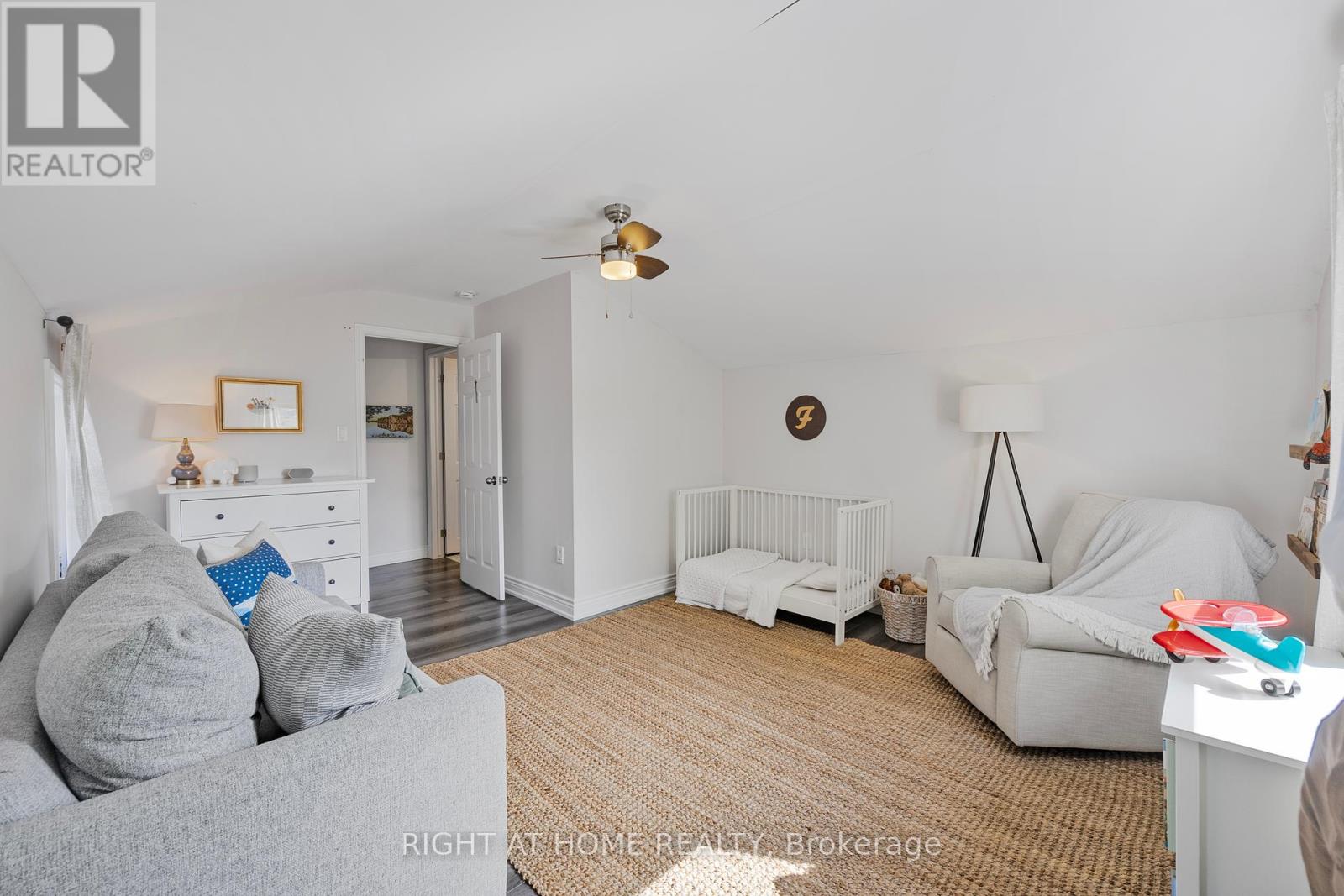 71 Robins Avenue, Hamilton, Ontario  L8H 4N3 - Photo 19 - X12318576