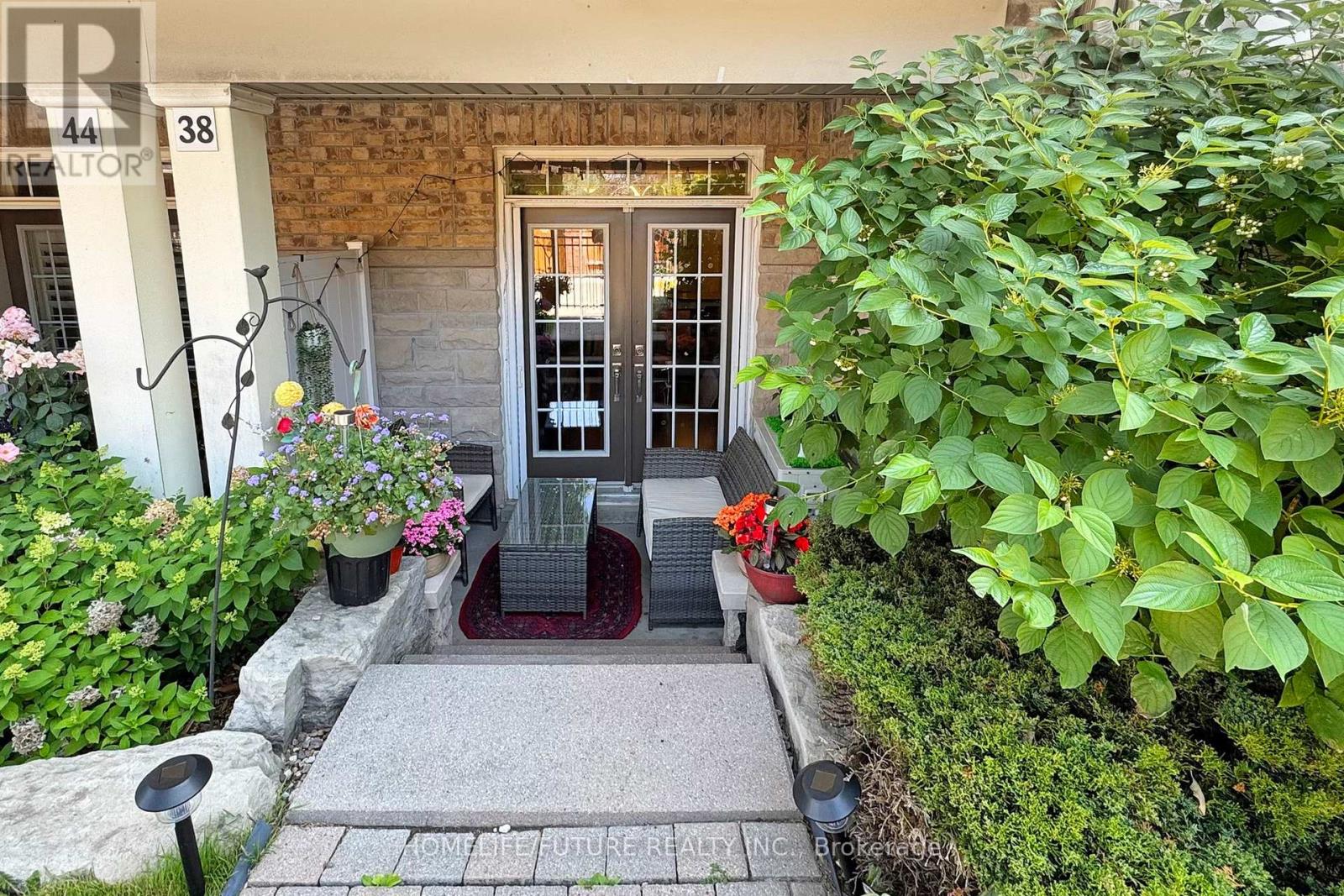 Property at 38 LOVEGROVE LANE image 2
