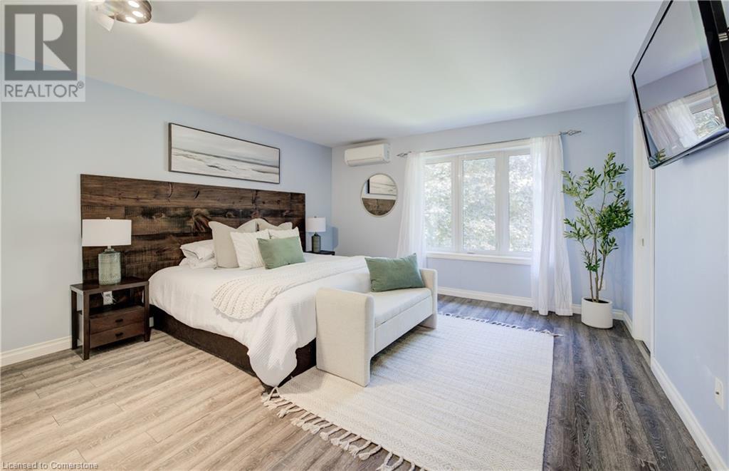 Photo 22 of 47 for 18 Sauble River Road Unit# 6