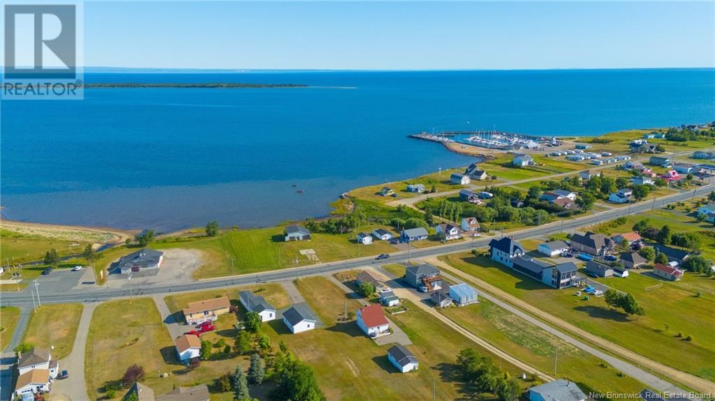 7578 Rue Saint-Paul Street, Bas-Caraquet, New Brunswick  E1W 6C8 - Photo 36 - NB123666