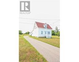 7578 rue Saint-Paul Street, Bas-Caraquet, New Brunswick