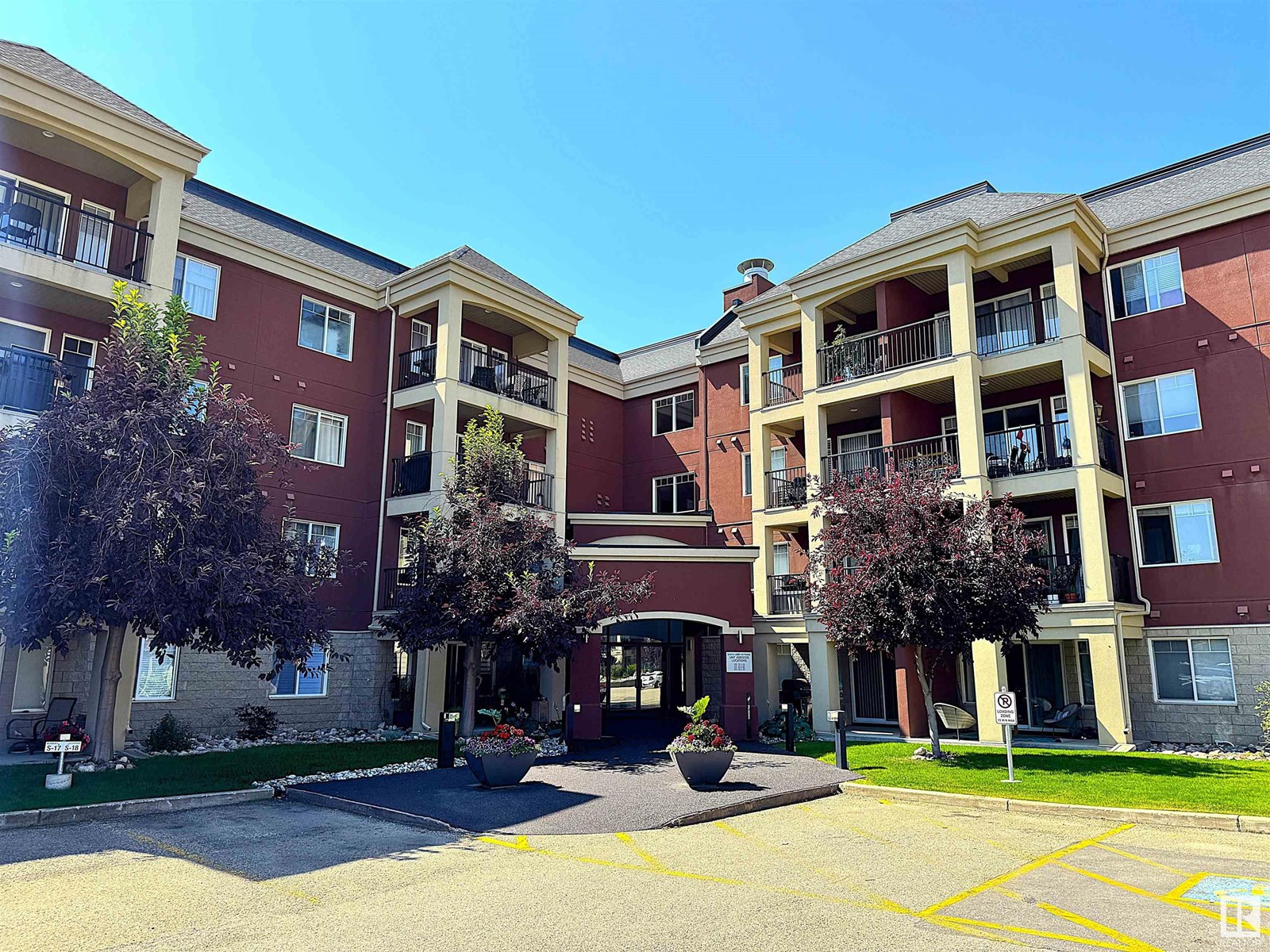 #333 300 PALISADES WY, Sherwood Park, Alberta