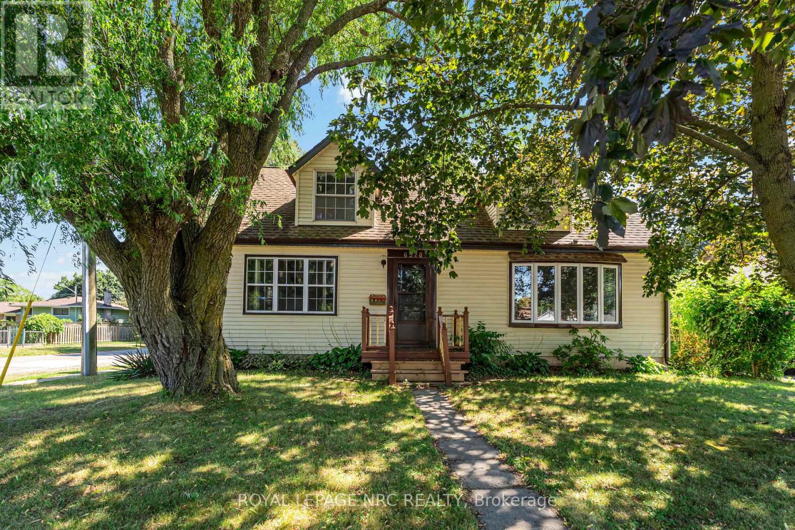 Property at 6528 RIALL STREET image 3