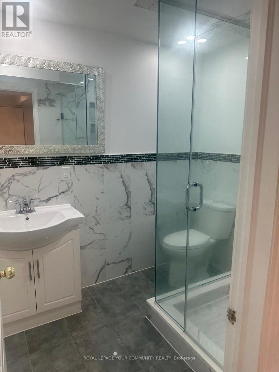 Bsmt - 16 Attview Crescent, Brampton, Ontario  L6P 2R6 - Photo 15 - W12322688
