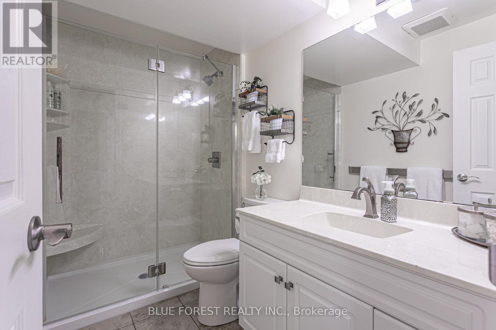 5721 Marion Street, Thames Centre, Ontario  N0L 1G4 - Photo 24 - X12322705