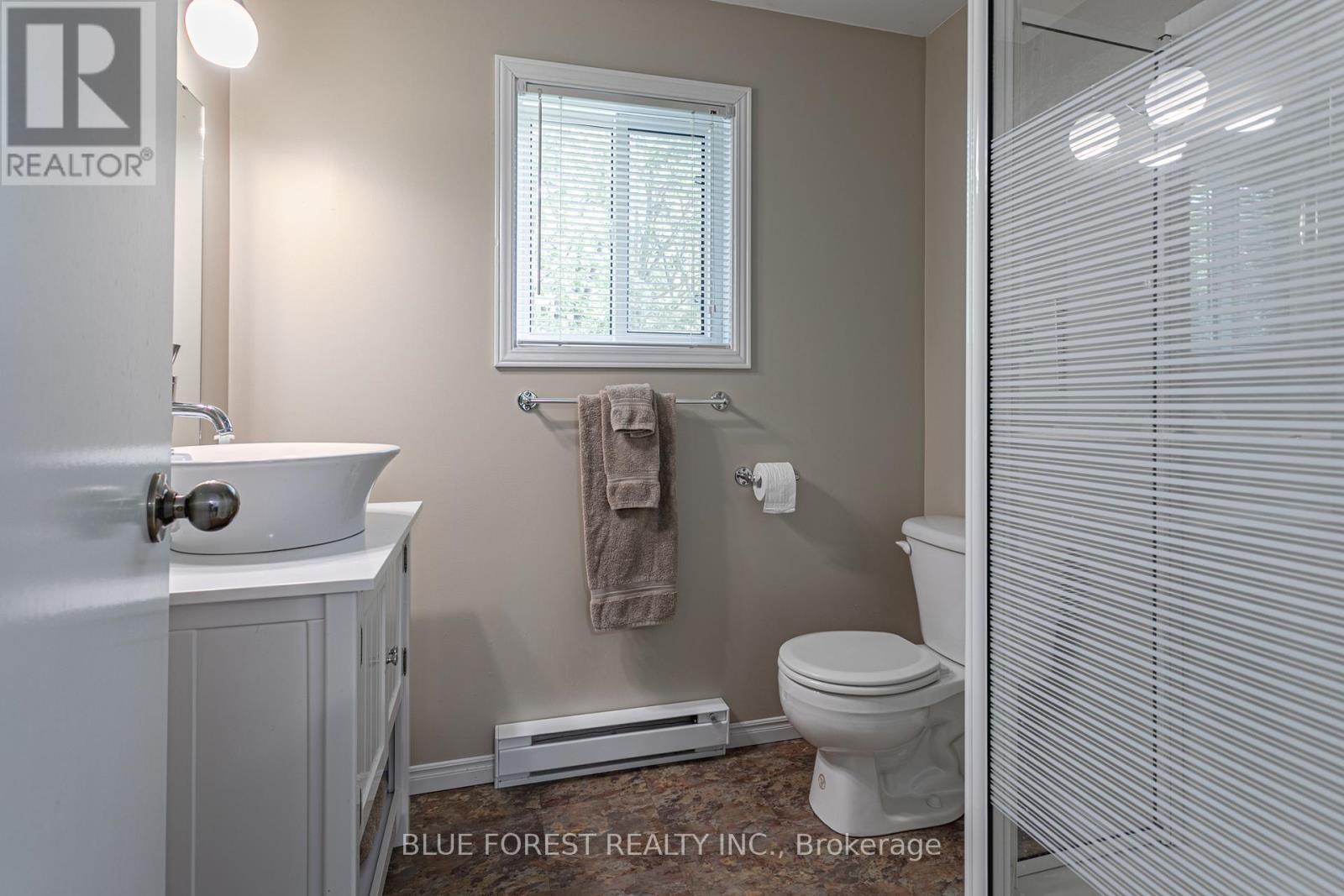 5721 Marion Street, Thames Centre, Ontario  N0L 1G4 - Photo 30 - X12322705
