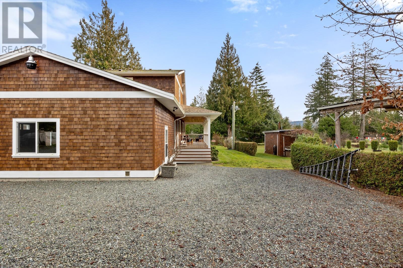 1535 Baikie Rd, Denman Island, British Columbia  V0R 1T0 - Photo 34 - 996844