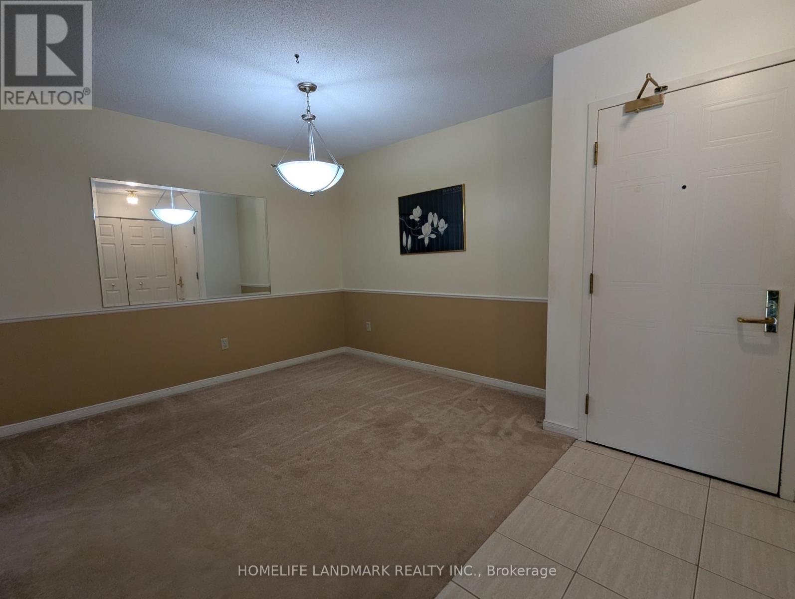 306 - 265 Westcourt Place, Waterloo, Ontario  N2L 6E4 - Photo 3 - X12322700