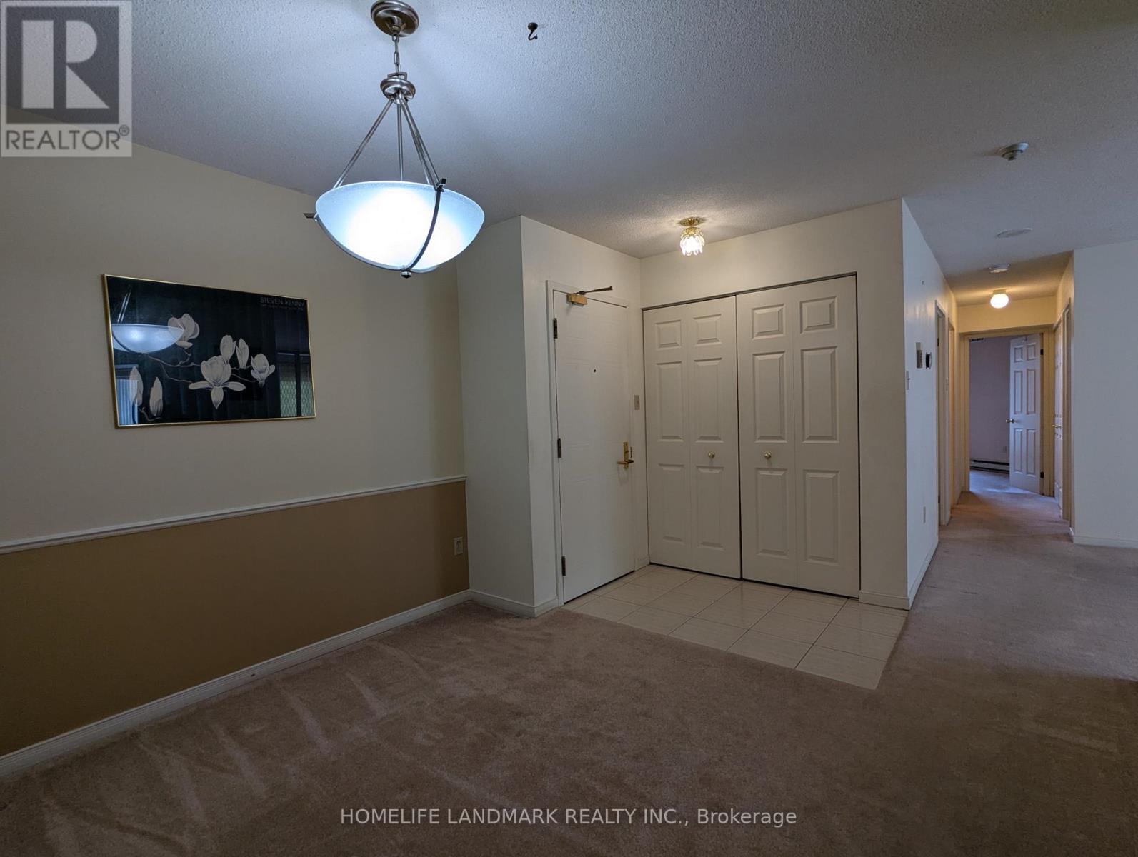 306 - 265 Westcourt Place, Waterloo, Ontario  N2L 6E4 - Photo 5 - X12322700