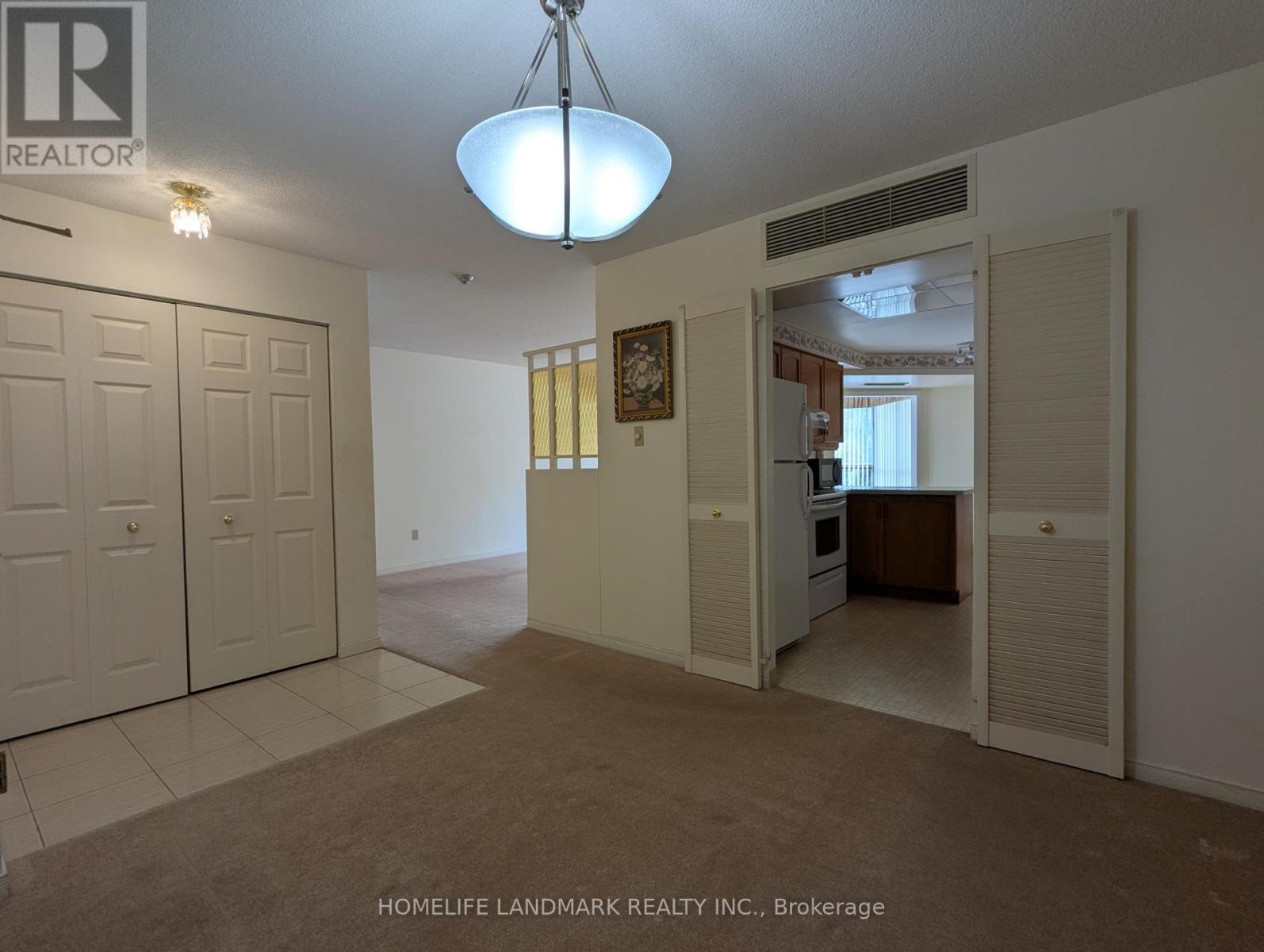306 - 265 Westcourt Place, Waterloo, Ontario  N2L 6E4 - Photo 6 - X12322700