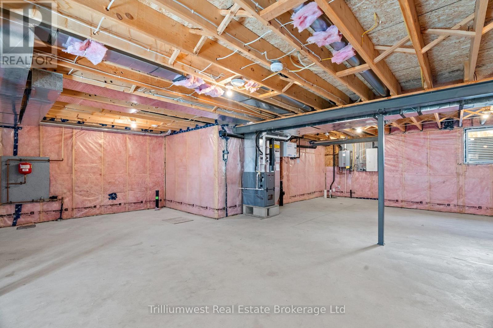 155 Mcleod Street, North Middlesex, Ontario  N0M 2K0 - Photo 36 - X12227872