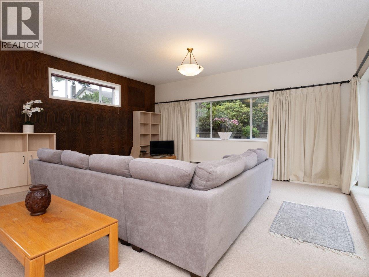 375 Fairway Drive, North Vancouver, British Columbia  V7G 1L4 - Photo 17 - R3022584