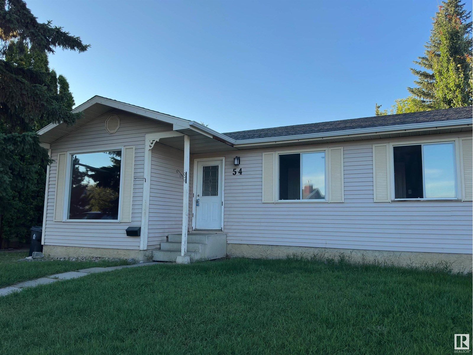 Property at 54 MATHIAS AV image 1