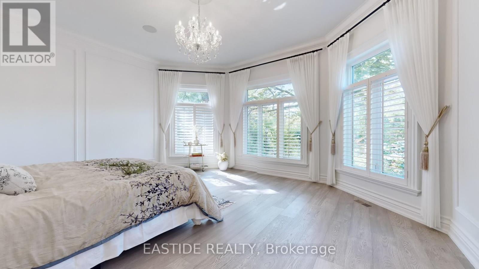 431 Fourth Line, Oakville, Ontario  L6L 5A5 - Photo 18 - W12186366