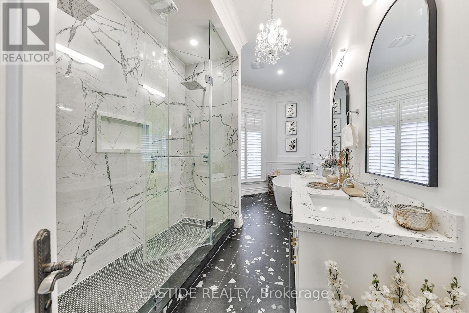 431 Fourth Line, Oakville, Ontario  L6L 5A5 - Photo 20 - W12186366