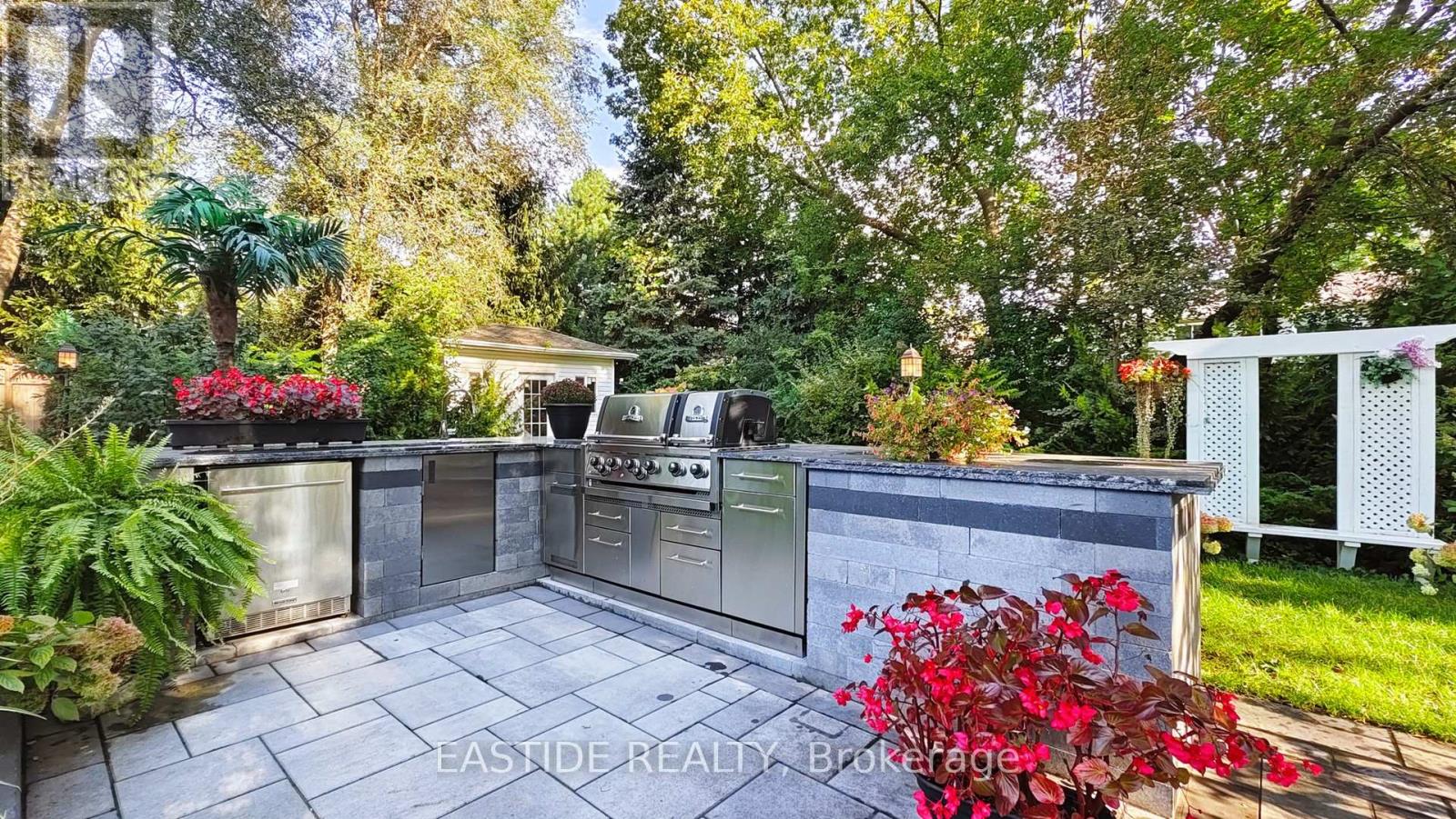 431 Fourth Line, Oakville, Ontario  L6L 5A5 - Photo 37 - W12186366