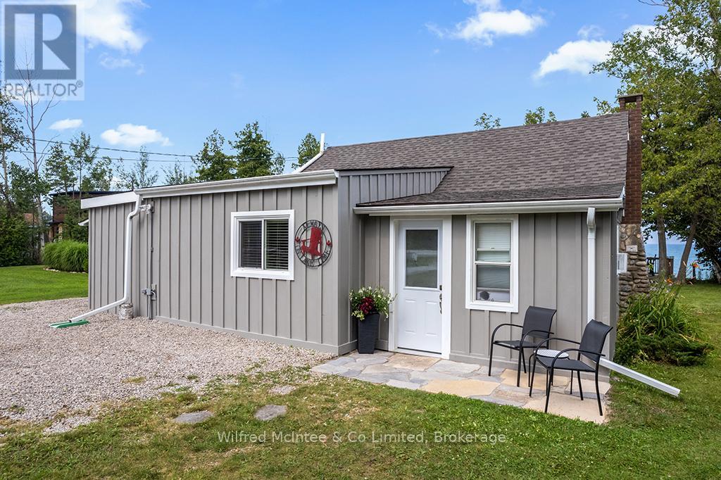 489 Bruce Road 13, Native Leased Lands, Ontario  N0H 2L0 - Photo 12 - X12322738