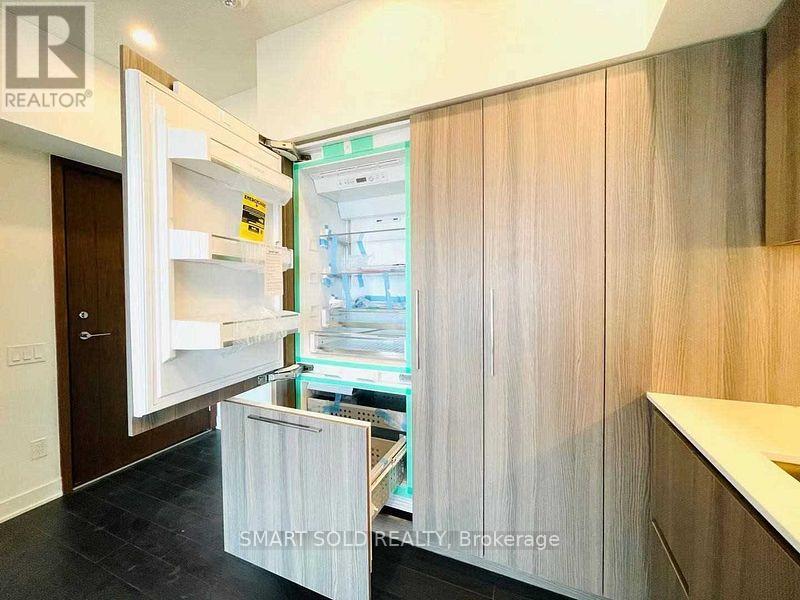 2711 - 19 Bathurst Street, Toronto, Ontario  M5V 0N1 - Photo 13 - C12322374