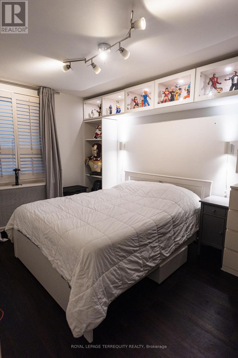 968 Castlefield Avenue, Toronto, Ontario  M6B 1E2 - Photo 6 - W12204889