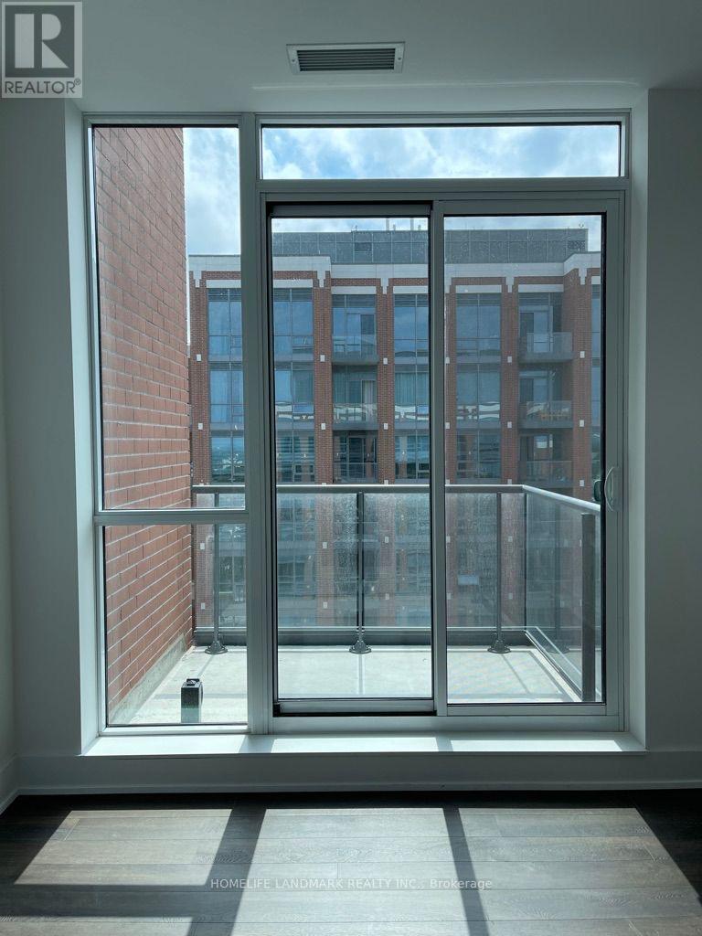 Property at 1505 - 31 TIPPETT ROAD image 4