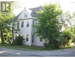 993 King Street, Windsor, Ca
