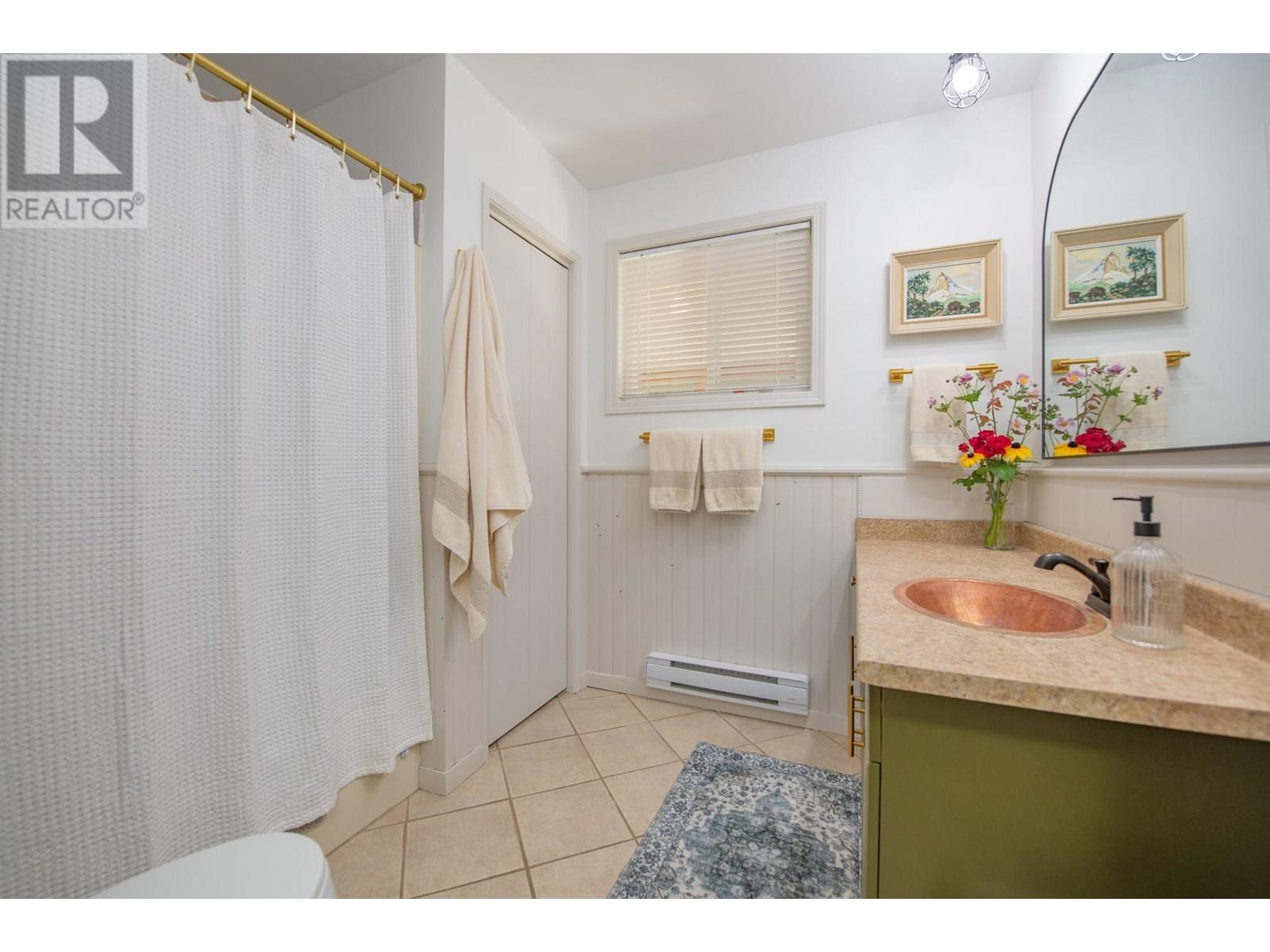 374 Kildare Way, Vernon, British Columbia  V1H 2C7 - Photo 7 - 10357815