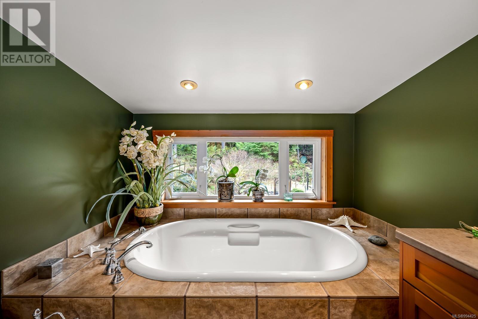 1590 Carrington Bay Rd, Whaletown, British Columbia  V0P 1Z0 - Photo 27 - 994425