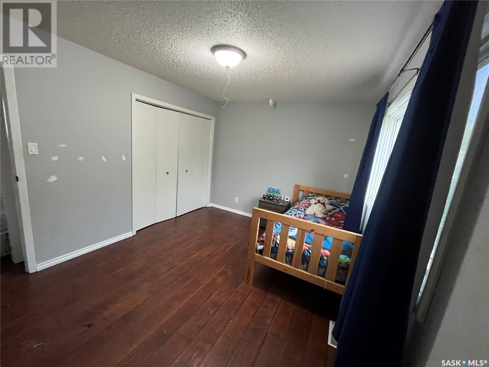 206 3rd Avenue, Caronport, Saskatchewan  S0H 0S0 - Photo 18 - SK014539