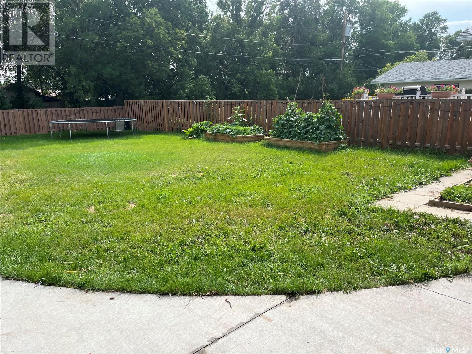 206 3rd Avenue, Caronport, Saskatchewan  S0H 0S0 - Photo 42 - SK014539
