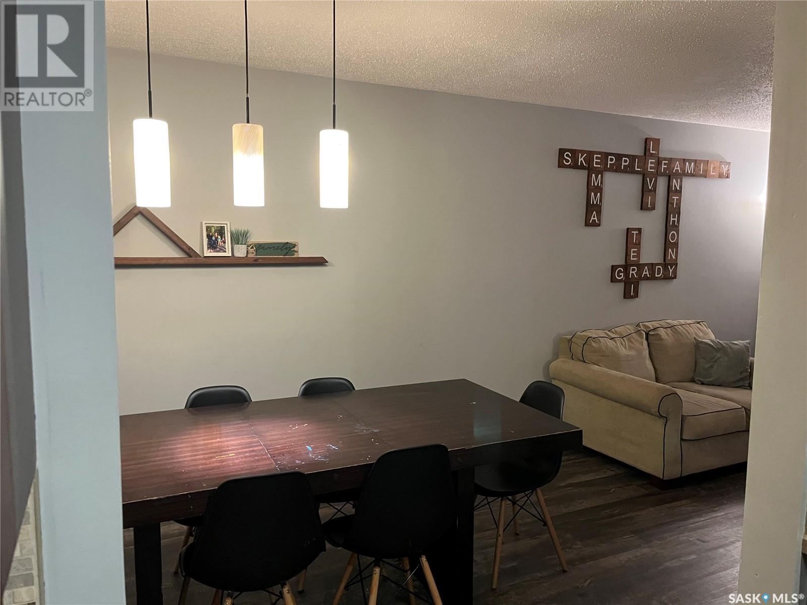 206 3rd Avenue, Caronport, Saskatchewan  S0H 0S0 - Photo 8 - SK014539