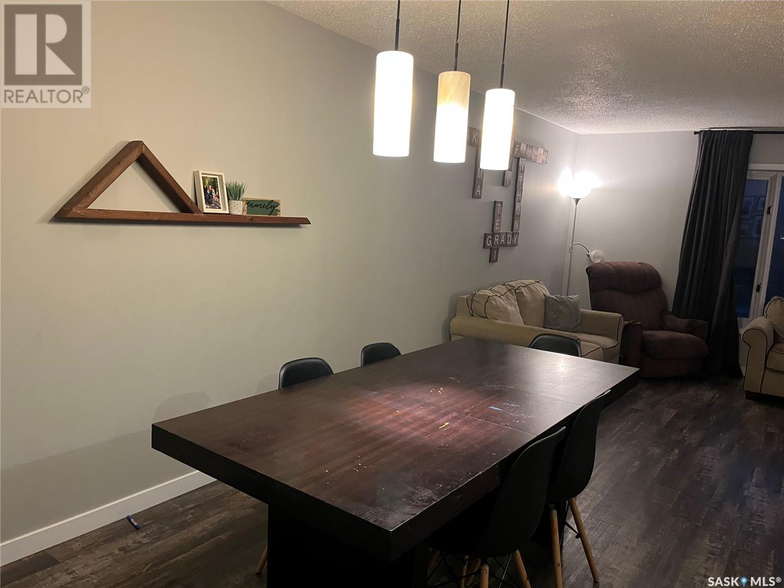 206 3rd Avenue, Caronport, Saskatchewan  S0H 0S0 - Photo 9 - SK014539