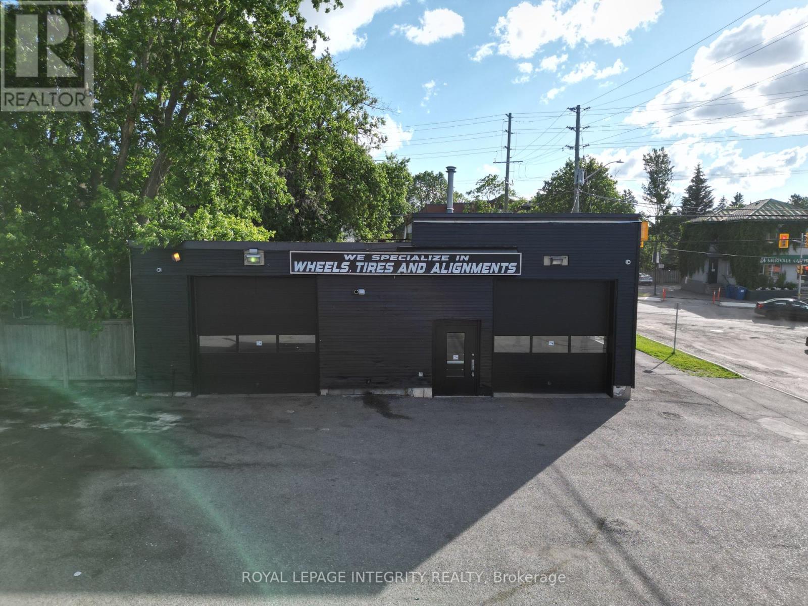 1049 MERIVALE ROAD, ottawa, Ontario