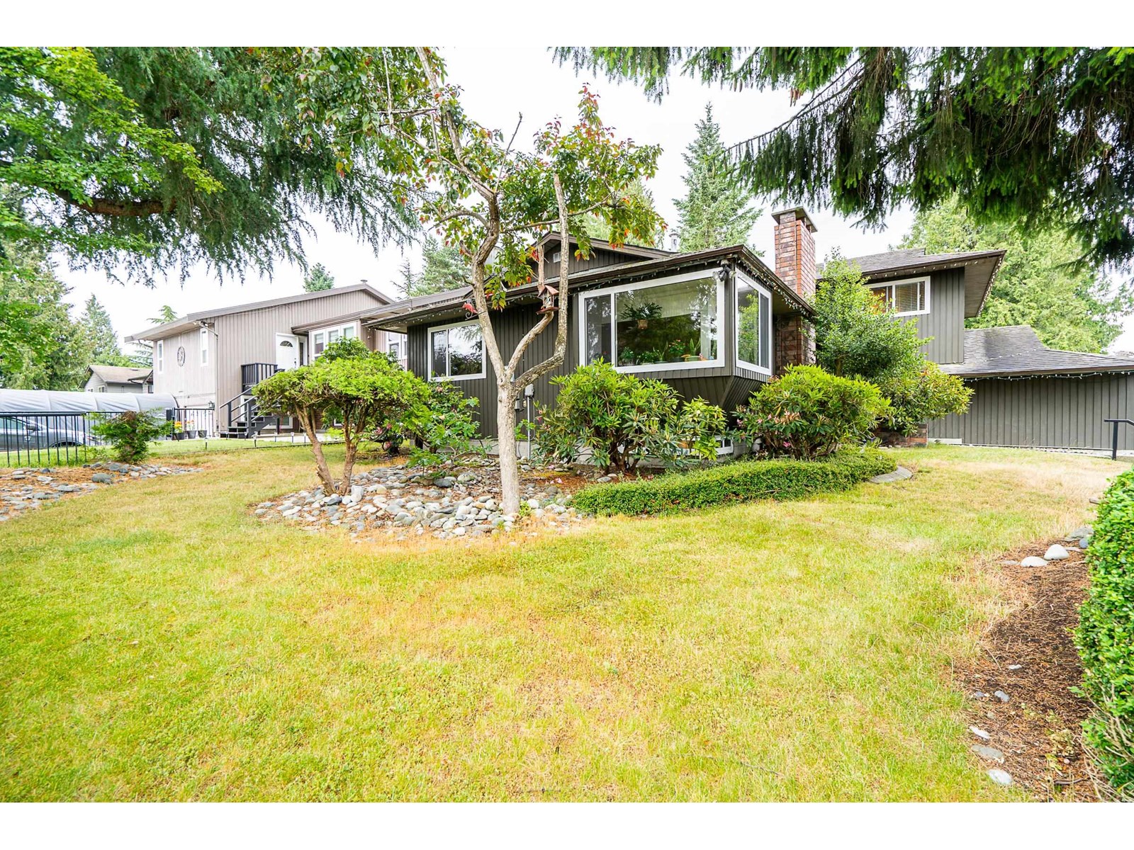 Property at 9094 117 STREET image 5