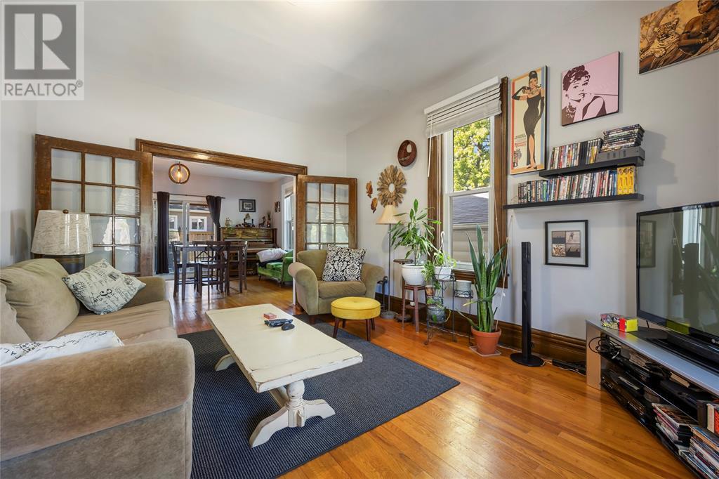 Property at 351 DEVINE STREET image 5