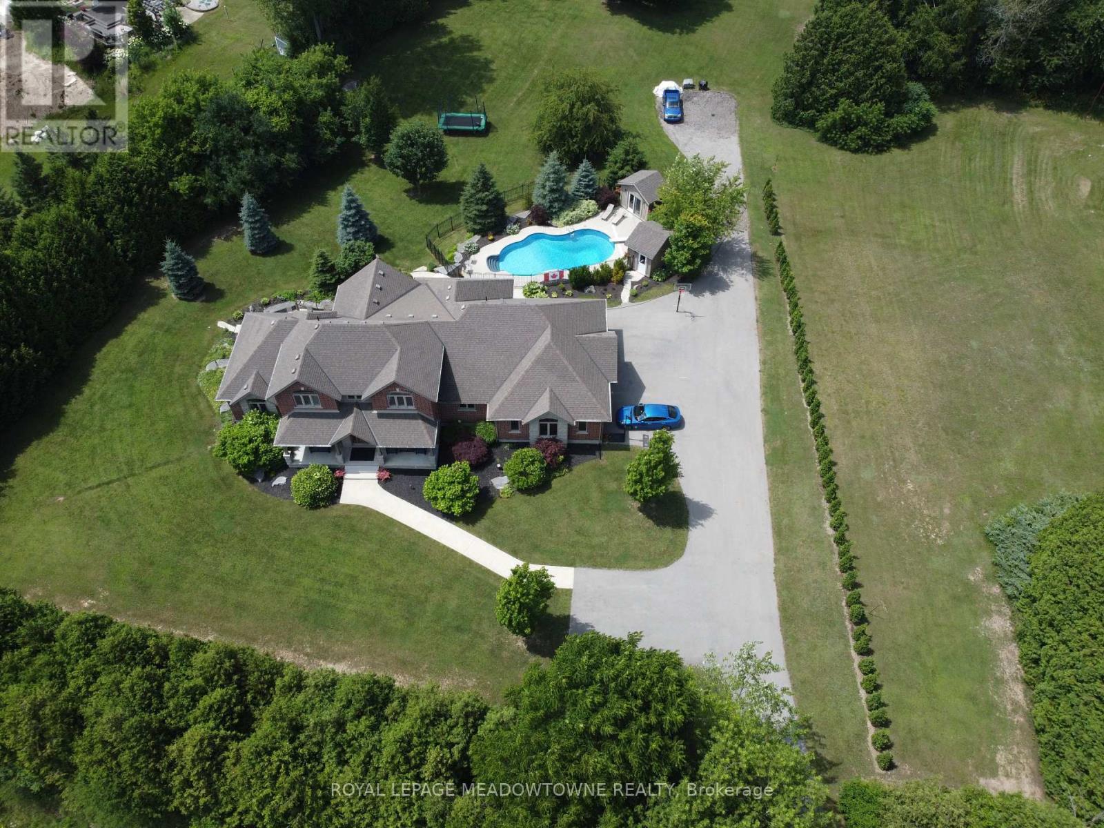 Property at 7412 BOYCE DRIVE image 4
