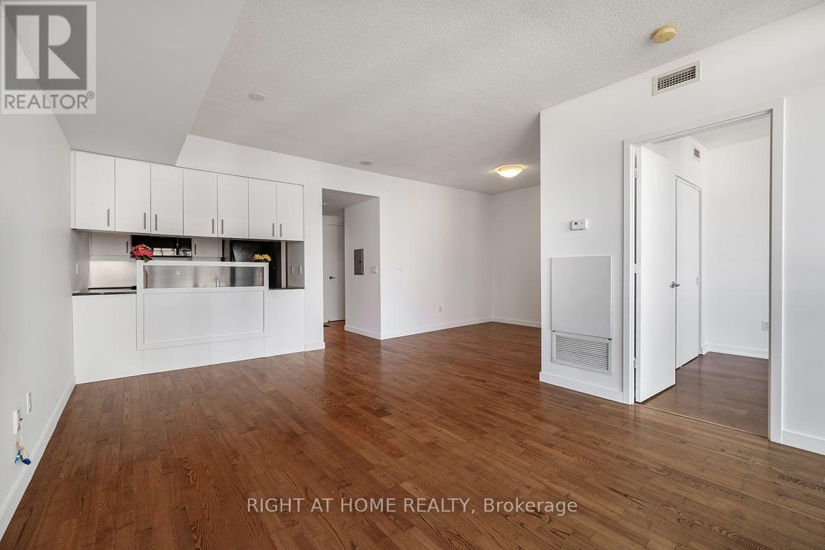 2104 - 281 Mutual Street, Toronto, Ontario  M4Y 3C4 - Photo 13 - C12322844