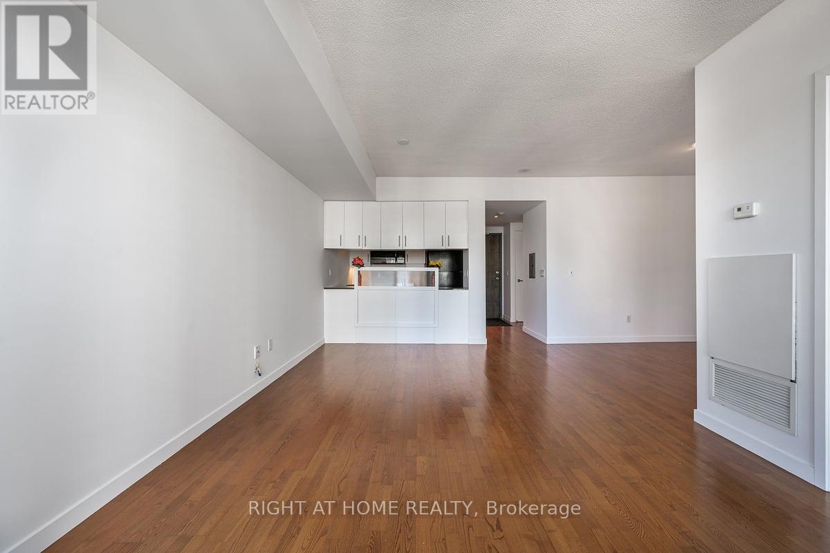 2104 - 281 Mutual Street, Toronto, Ontario  M4Y 3C4 - Photo 17 - C12322844