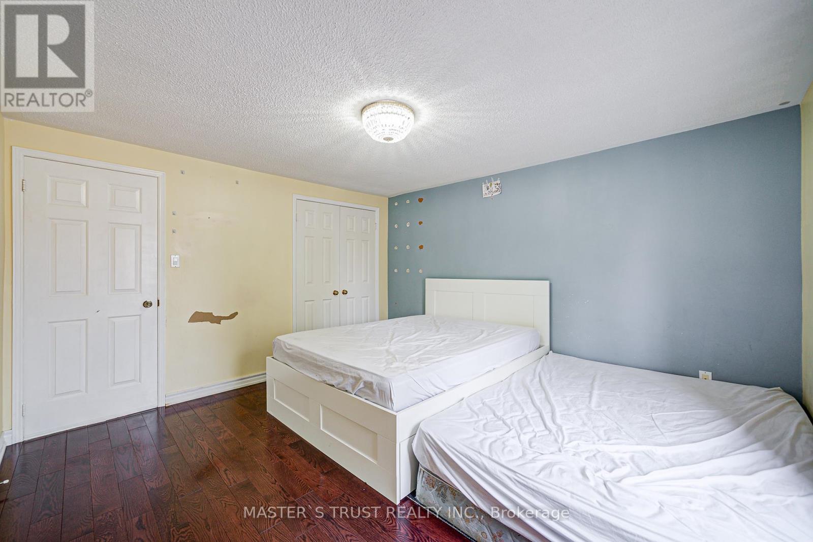 24 Queensgate Court, Markham (Unionville), Ontario  L3R 8L5 - Photo 41 - N12322842