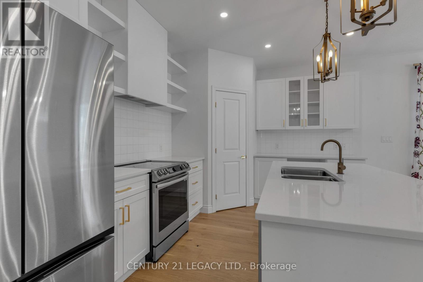 245 Mill Pond Place, Kingston, Ontario  K7M 0C9 - Photo 12 - X12322850