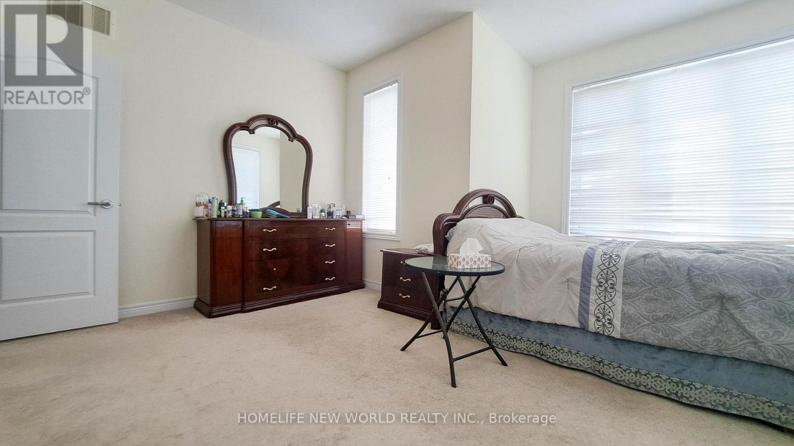 2 Falconridge Terrace, East Gwillimbury, Ontario  L9N 0R2 - Photo 29 - N12301529