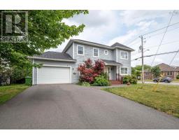 9 Roxbury Crescent, Halifax, Ca
