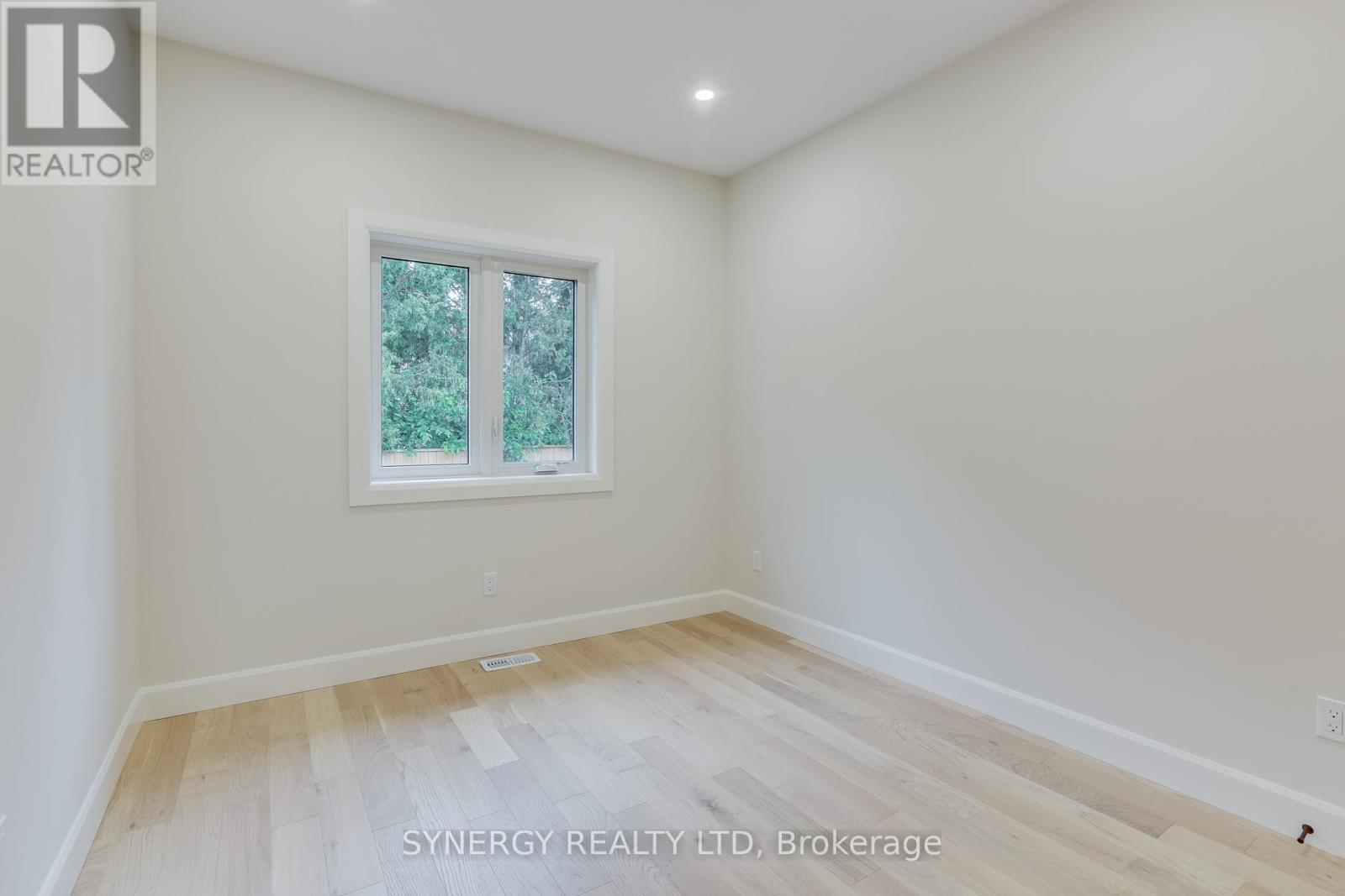 5 Haddon Lane, Strathroy-Caradoc, Ontario  N7G 0B9 - Photo 18 - X12322889