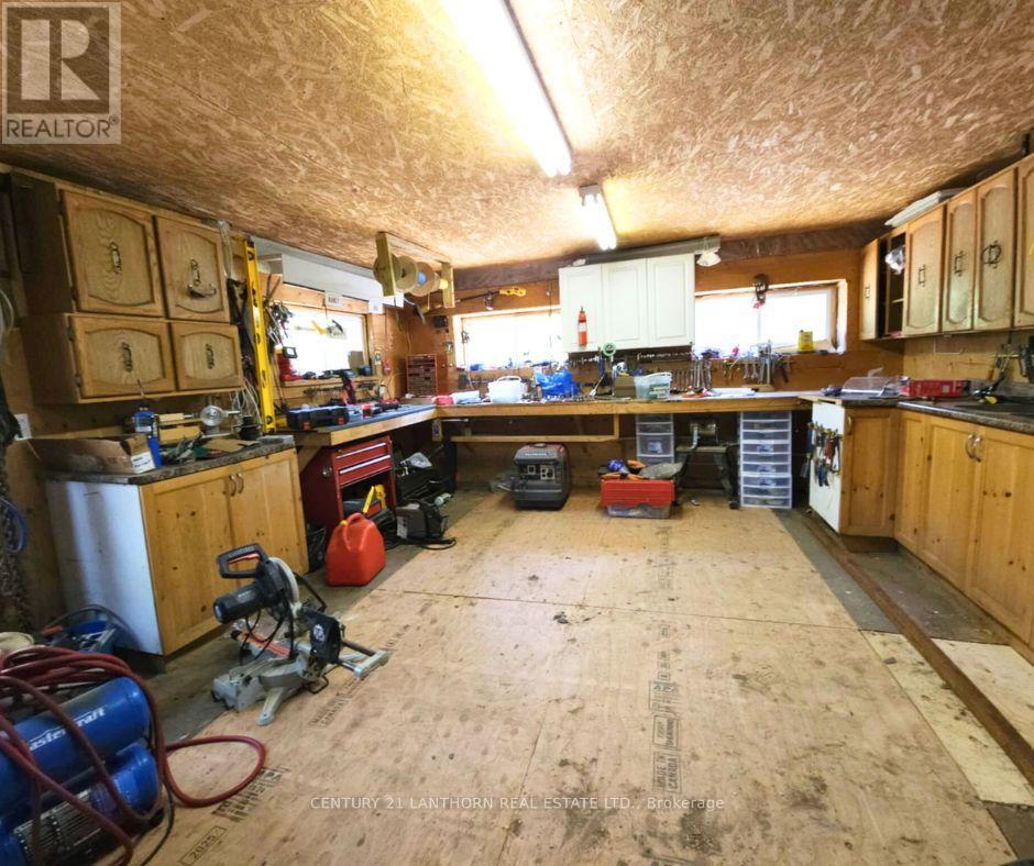 133 Carleton Cove, Belleville, Ontario  K0K 2B0 - Photo 18 - X12322898