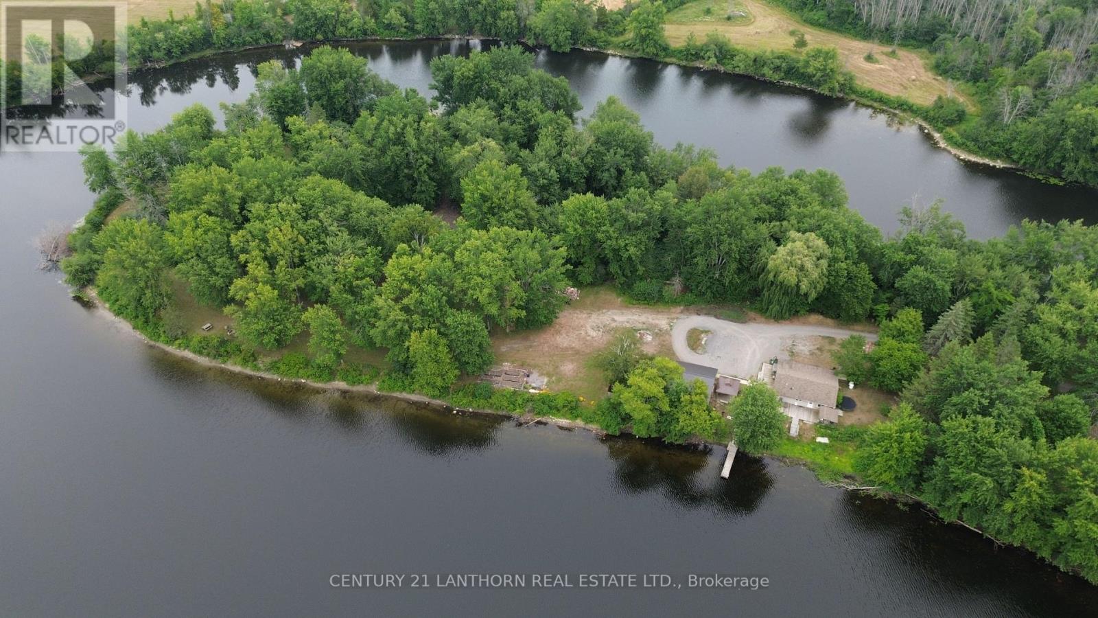 133 Carleton Cove, Belleville, Ontario  K0K 2B0 - Photo 3 - X12322898