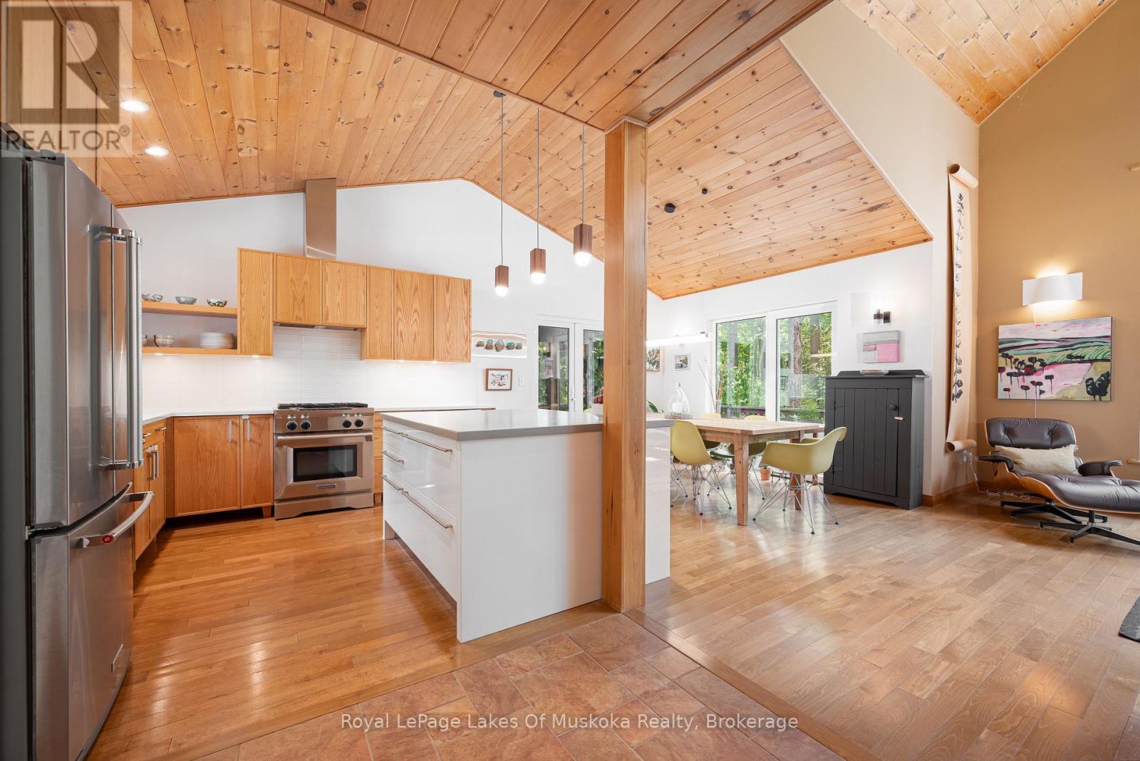 30 Forest Road, Kawartha Lakes, Ontario  K0M 1M0 - Photo 15 - X12313104
