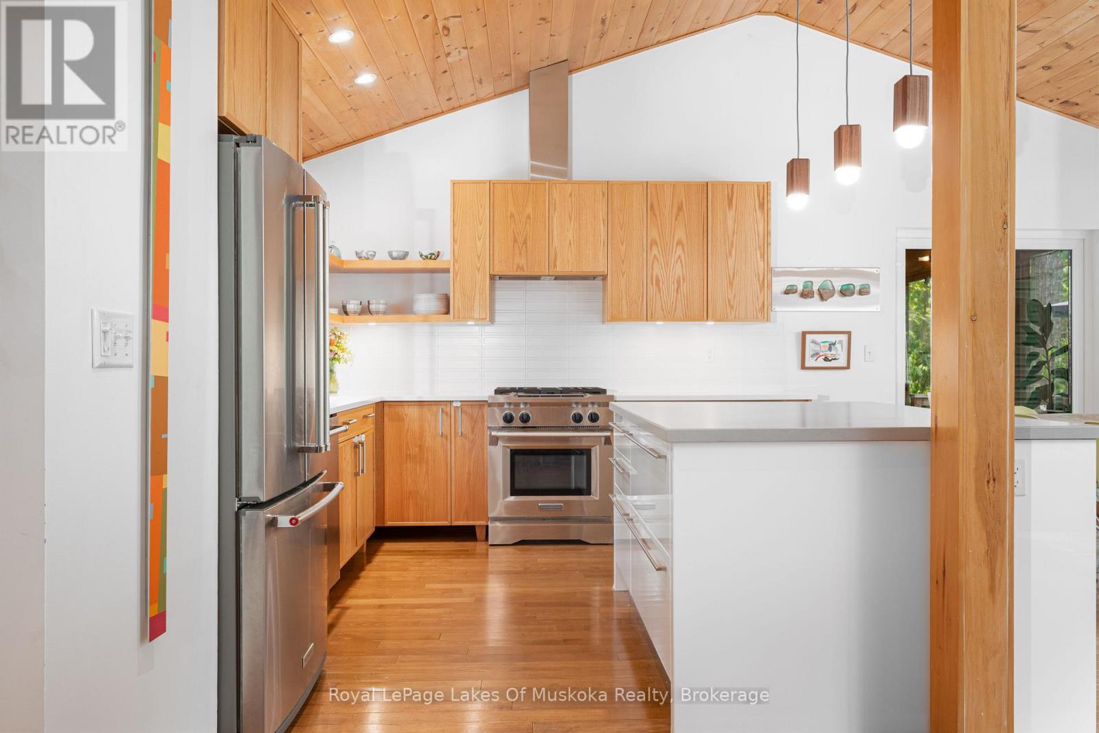 30 Forest Road, Kawartha Lakes, Ontario  K0M 1M0 - Photo 8 - X12313104