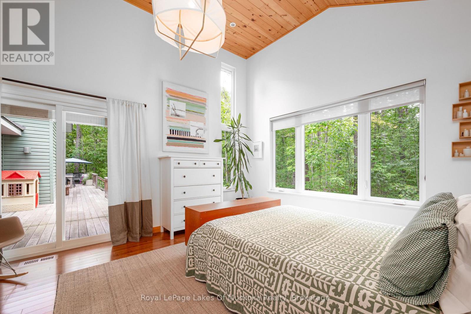 30 Forest Road, Kawartha Lakes, Ontario  K0M 1M0 - Photo 25 - X12313104