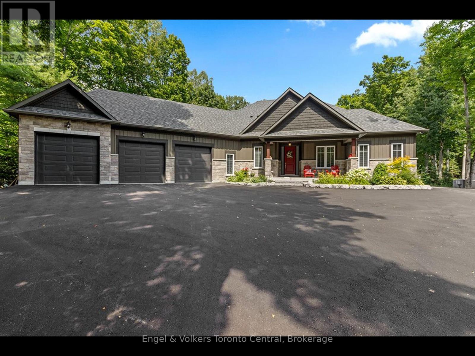 81 SPRUCE STREET, Tiny, Ontario